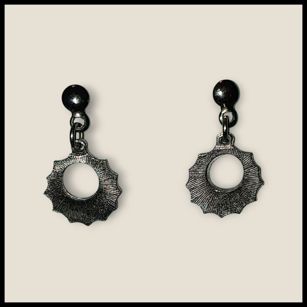 Silver Tone Dangling Circle Earrings